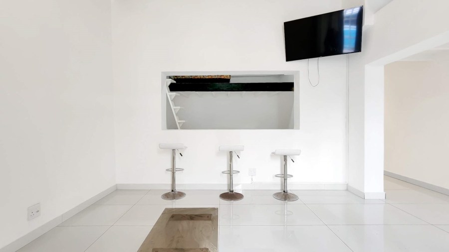 1 Bedroom Property for Sale in Schotschekloof Western Cape